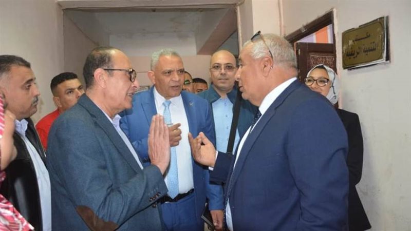 محافظ الوادي الجديد