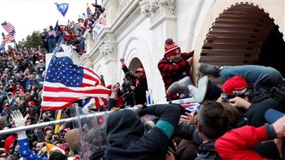 لجنة التحقيق البرلمانية في هجوم الكابيتول توصي بملاحقة ترامب جنائيا