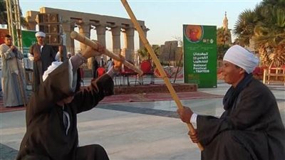 «الفلكلور الصعيدي» يعانق ساحة أبوالحجاج في فعاليات مهرجان التحطيب بالأقصر 