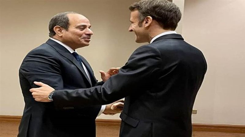 السيسي يلتقي ماكرون