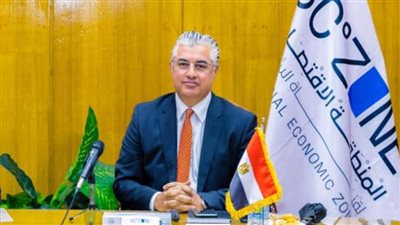رئيس اقتصادية قناة السويس : اهتمام مكثف بالمنطقة الصناعية بأبو خليفة لجذب المستثمرين