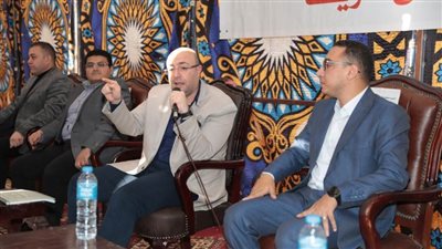 محافظ بني سويف يشهد فعاليات الحوار المجتمعي بالواسطى