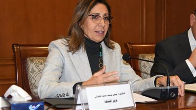 نيفين الكيلاني: خاطبنا المركزي للتنظيم والإدارة لإنشاء إدارة حقوق الإنسان بالوزارة في أسرع وقت