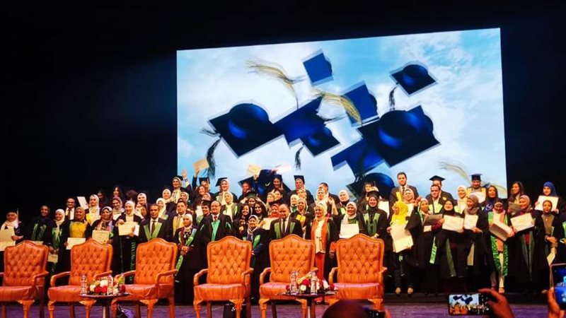 إعلام القاهرة تحتفل