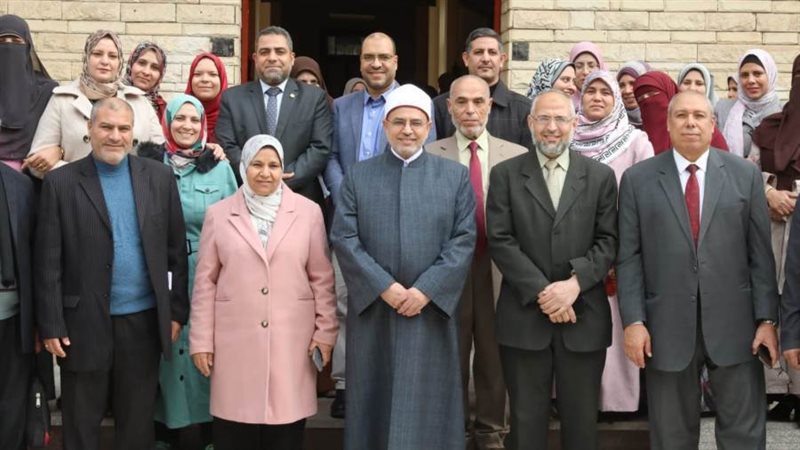 كلية الدراسات الإسلامية