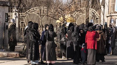 طالبان تأمر المنظمات غير الحكومية بتعليق توظيف النساء