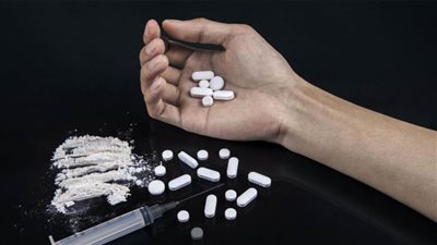 أكثر من 100 ألف... ارتفاع قياسي لوفيات الجرعات الزائدة من المخدرات في أمريكا