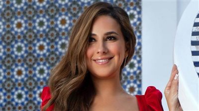 شيري عادل تدخل 