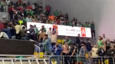 عاجل.. أول تعليق من وزارة الرياضة على سقوط السور الحديدي في لقاء السلة