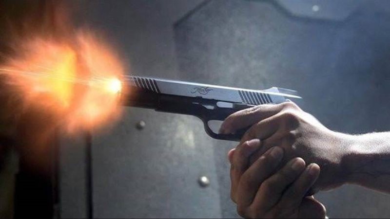 إصابة عامل بطلق ناري