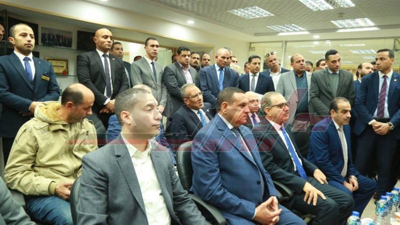 محافظ كفرالشيخ ووزير