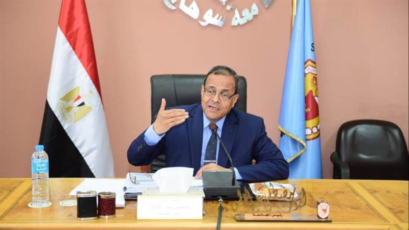 الدكتور مصطفي عبدالخالق