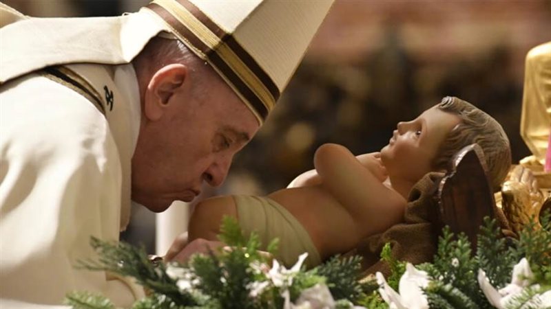 البابا فرنسيس أثناء