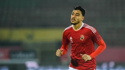 عاجل.. بديل أكرم توفيق في مباراة الأهلي وسموحة 