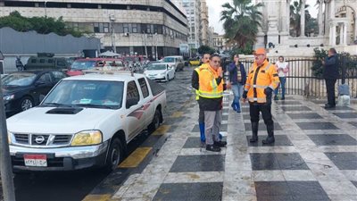 محافظ الإسكندرية: تكثيف التواجد الميداني لجميع الأجهزة التنفيذية للتعامل مع موجة الطقس السيئ