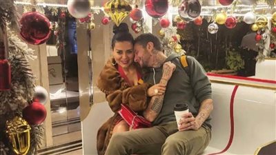 الفيشاوي يحتفل مع رانيا يوسف بالكريسماس (صور)