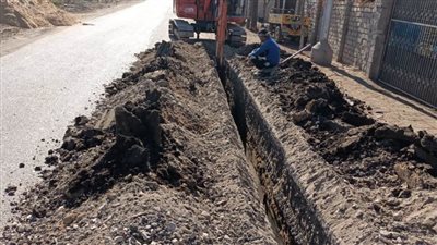 متابعة المشروعات الخدمية بقرى حياة كريمة بمركز ناصر وتكثيف النظافة والتجميل