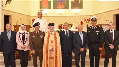 محافظ الإسكندرية يشارك الكاثوليك والمارونية والروم الكاثوليك وطائفة اللاتين احتفالاتهم بعيد الميلاد