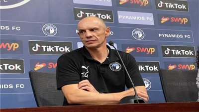 تاكيس جونياس يعلن قائمة بيراميدز لمواجهة الاتحاد السكندري في الدوري الممتاز