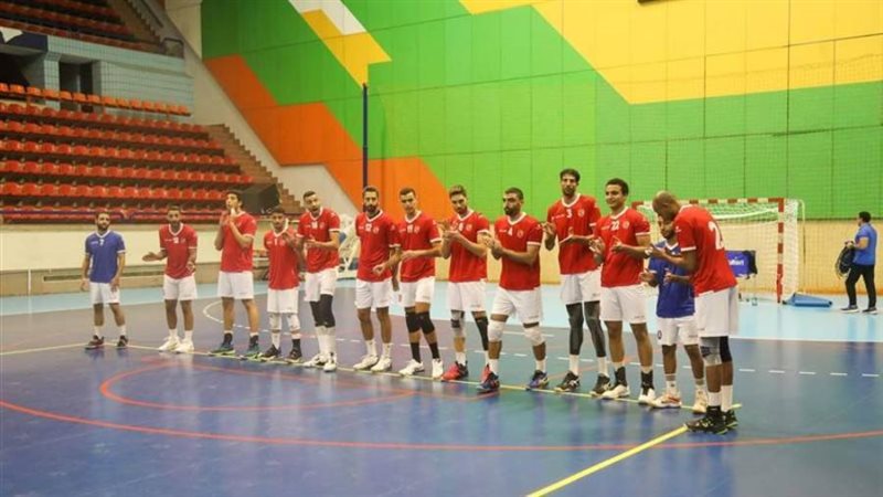 طائرة رجال الاهلي