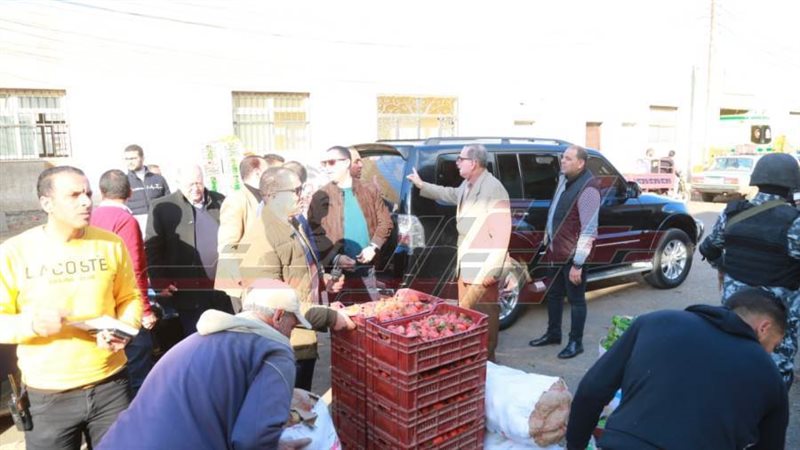 جولة المحافظ