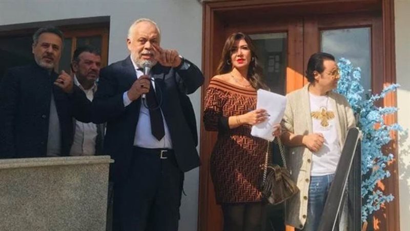 أشرف زكي في افتتاح