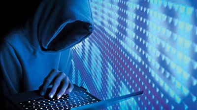 سقوط عامل مخبز محترف في النصب الإلكتروني.. تعرف على التفاصيل