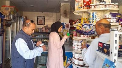 ضبط 102 مخالفة تموينية خلال حملة بالدقهلية 