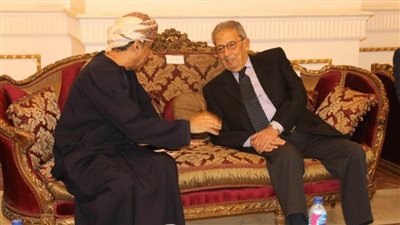 سفير عُمان يُدافع عن اللغة العربية في صالون أحمد بن ماجد