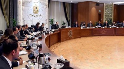 رئيس الوزراء يترأس الاجتماع الأول للجنة المعنية بالإعداد لمؤتمر ترويج الاستثمار