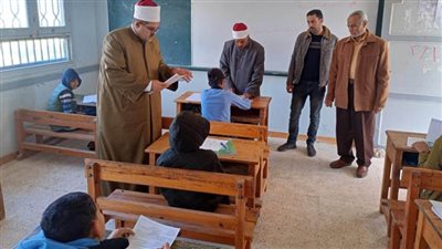 متابعة امتحانات النقل  بمعاهد إدارة الشيخ زويد الأزهرية