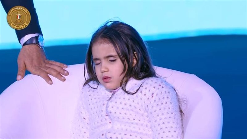 الطفلة تاليا غلبها