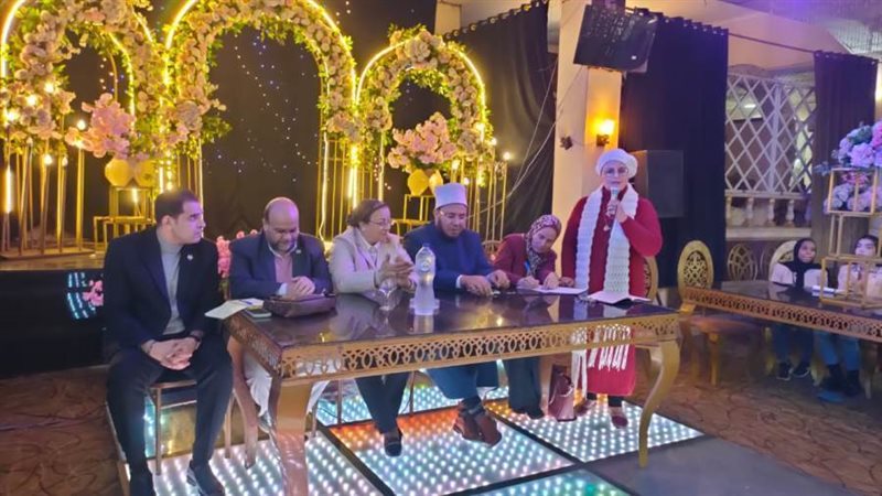 جانب من الندوة