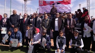 هشام عطوة يشهد فعاليات القافلة الثقافية بقرية بلاط بالوادى الجديد