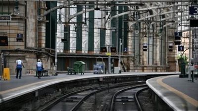 الجارديان: بريطانيا على موعد مع إضرابات واسعة في 2023.. وتحذيرات من تصعيد الاحتجاجات