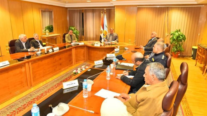 محافظ أسيوط يترأس