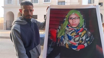 محاكمة المتهمين بإنهاء حياة زوجة أحدهما والشروع في قتل شقيقها ببنها