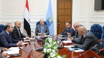 محافظ القاهرة: إقامة معارض ومنافذ للسلع الغذائية خلال أيام بأسعار تنافسية