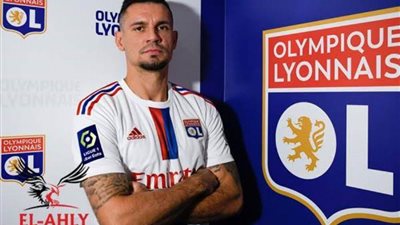 ليون الفرنسي يعلن ضم ديان لوفرين حتى 2025