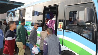 محافظ بني سويف يتابع بدء تشغيل مشروع النقل الجماعي