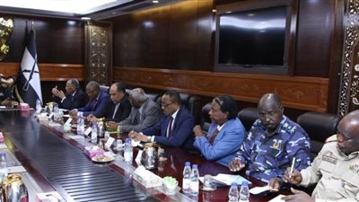 القائد العام للقوات المسلحة السودانية يدشن الحملة الوطنية لمكافحة المخدرات