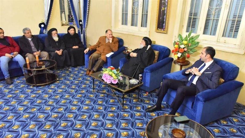 محافظ أسيوط فى زيارة