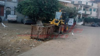 انتشار معدات الحملة الميكانية لرفع مستوي كفاءة النظافة بكفر الشيخ