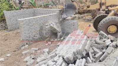 إزالة 3 حالات تعدٍ علي الأراضي الزراعية بالحامول في كفر الشيخ