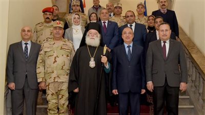 محافظ الإسكندرية يشارك في احتفالات الروم الأرثوذكس اليونانيين بعيد الميلاد المجيد