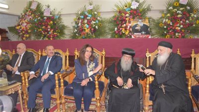 نائب محافظ البحيرة تهنئ الأنبا باخوميوس والإخوة المسيحيين بمقر المطرانية بدمنهور
