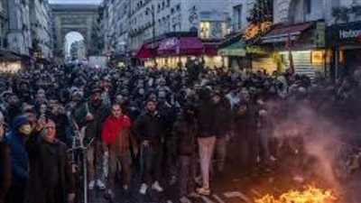 12 حافلة تنقل أكرادا من 4 دول أوروبية إلى باريس لتنظيم احتجاجات