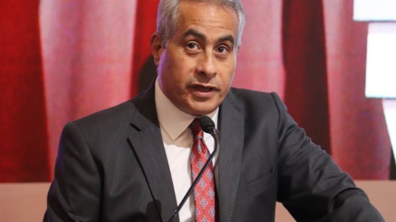 حسن شحاتة وزير القوى