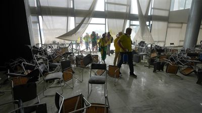 عاجل.. مثيرو الشغب يقتحمون الكونجرس البرازيلي والقصر الرئاسي والمحكمة العليا.. وأمريكا تعلن موقفها