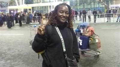 دونجو كمارا تصل القاهرة للانضمام لسيدات يد الأهلي